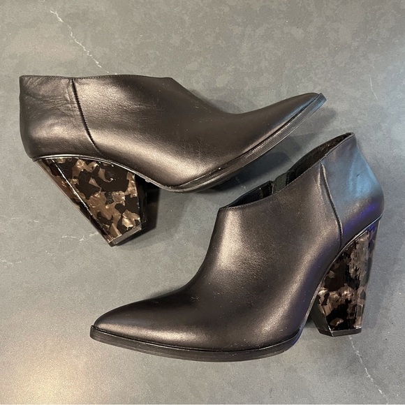 42 Gold sz 10 Koral black leather pointy toe heeled boots - Picture 8 of 16